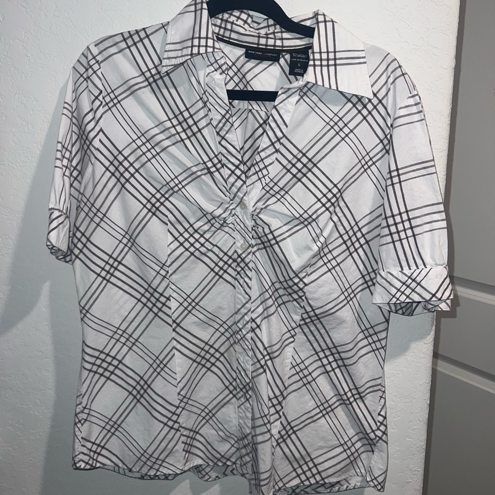 New York & Company short sleeve button up white with brown striped blouse